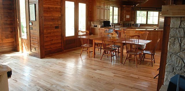 Cesar's Hardwood Floors project photo 23