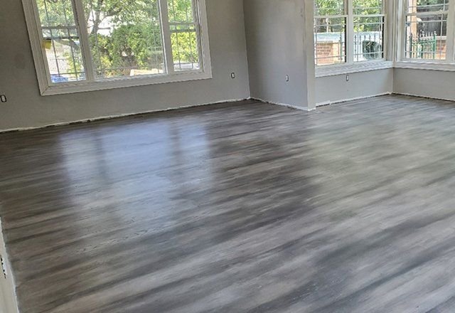 Cesar's Hardwood Floors project photo 36